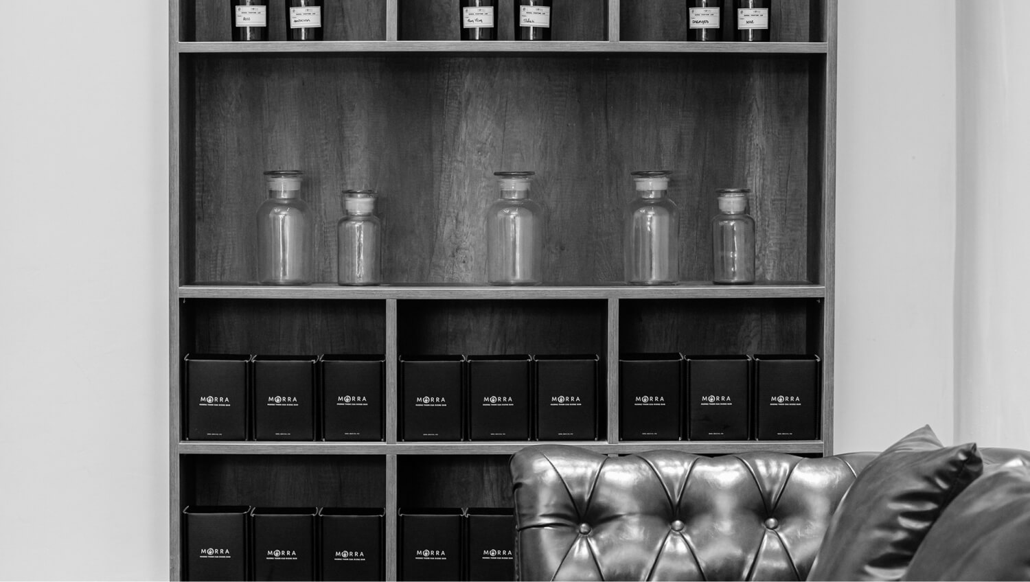 Top 10 Iconic Perfumes Every Collector Should Know